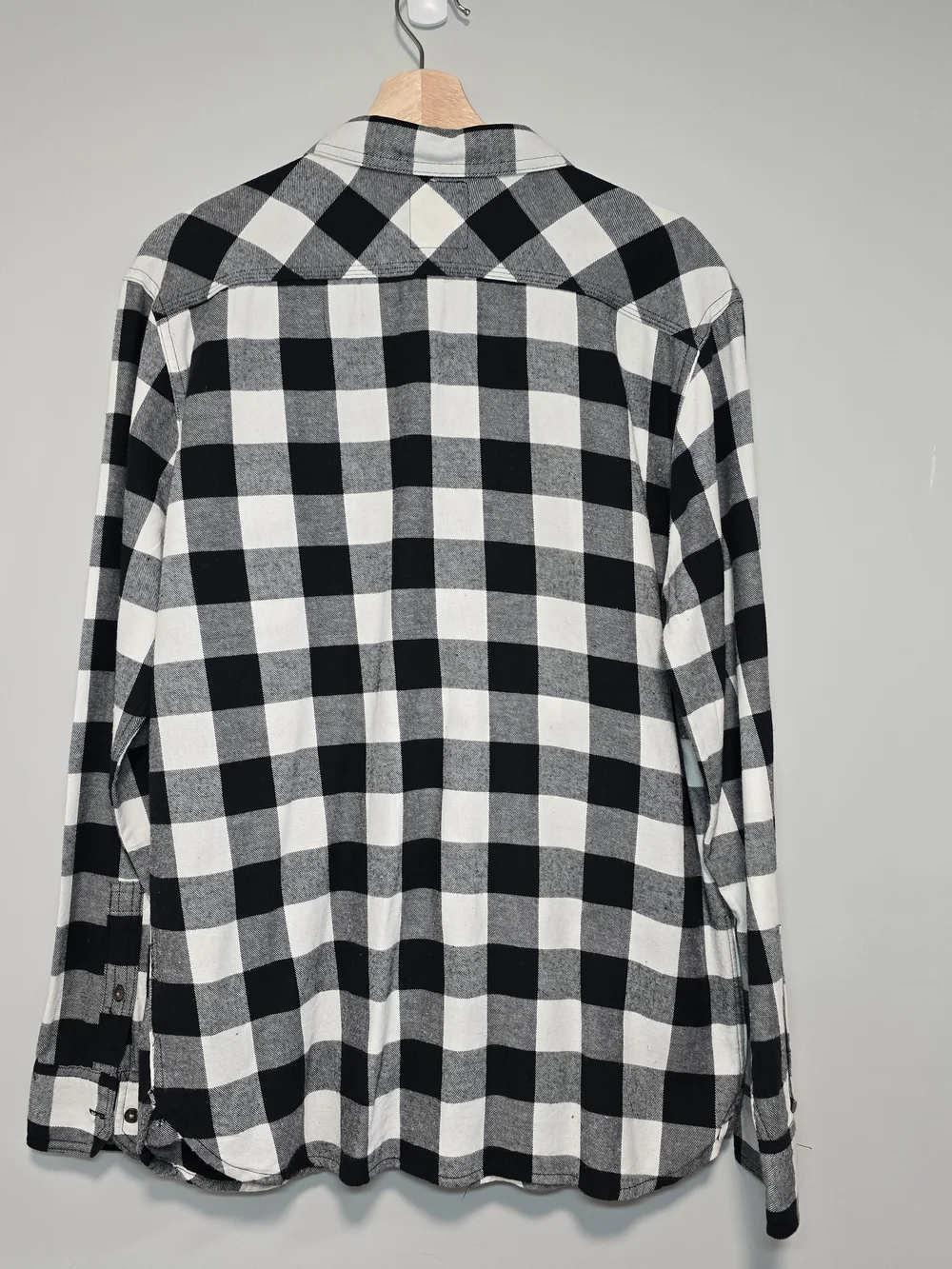 Levi's Black & White Plaid Button-Front Shirt